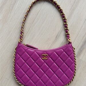 Chanel Fuchsia Quilted Shoulder Bag with Gold Chain